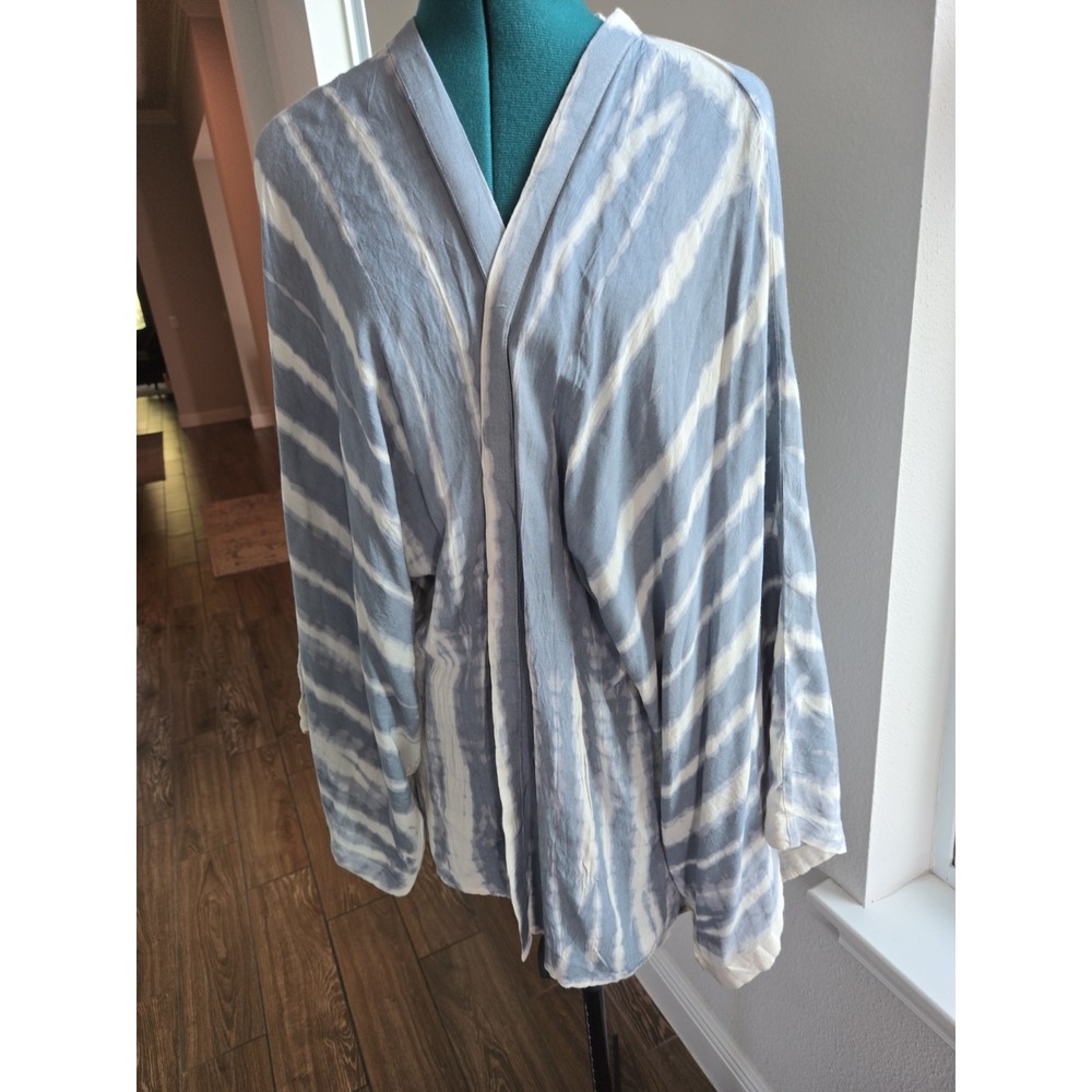 Style Envy Wrap Shrug Womens L/XL Blue Tie Dye Cinched Back Boho Kimono Sleeve